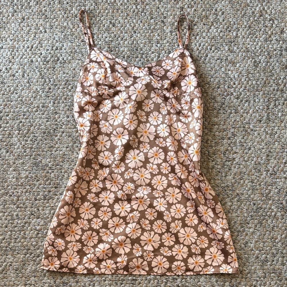 RSQ Beige Floral Dress